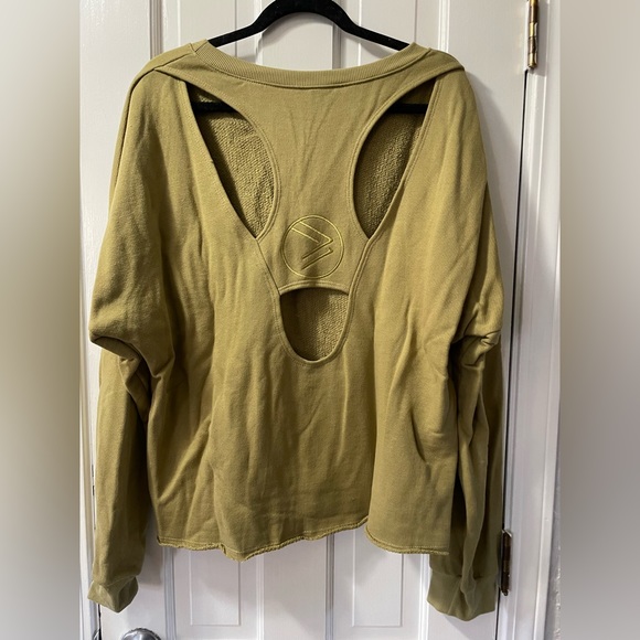 Savvi Malia Sweatshirt in Fennel Seed NWOT - Picture 3 of 7